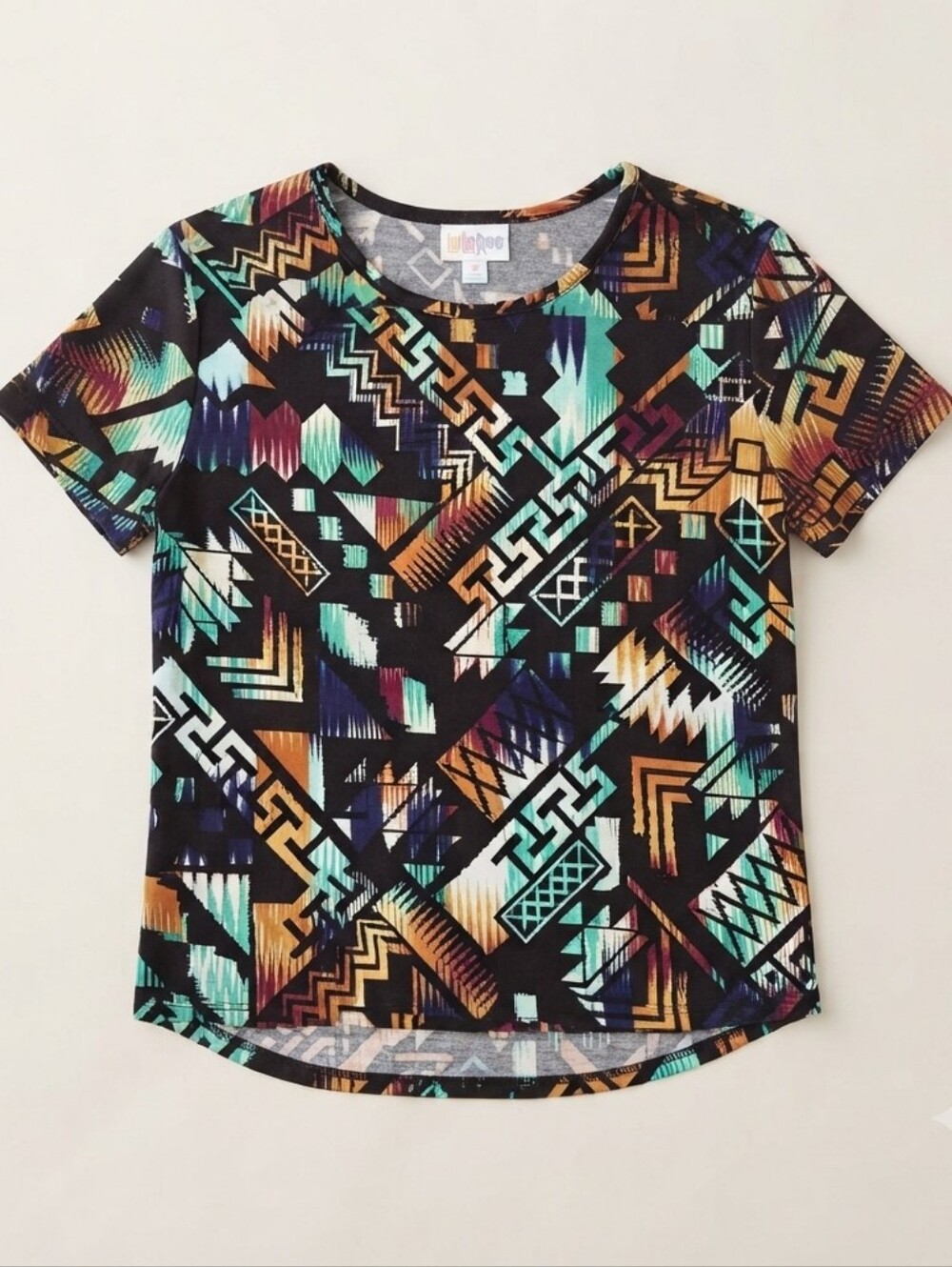 LuLaRoe Classic T-Shirt Size L Geometric Tribal Aztec Print Black Tunic Length E